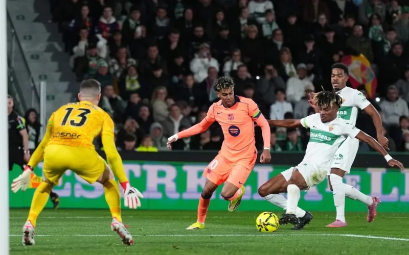 لامين يامال يطارد مارادونا.. رقم تاريخي جديد ينتظر نجم برشلونة أمام إلتشي